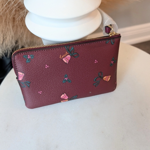 New Coach Burgundy Wristlet with Holiday Floral Design - Picture 3 of 6